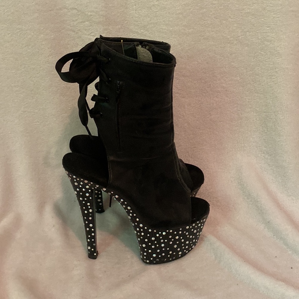 7” stripper boots